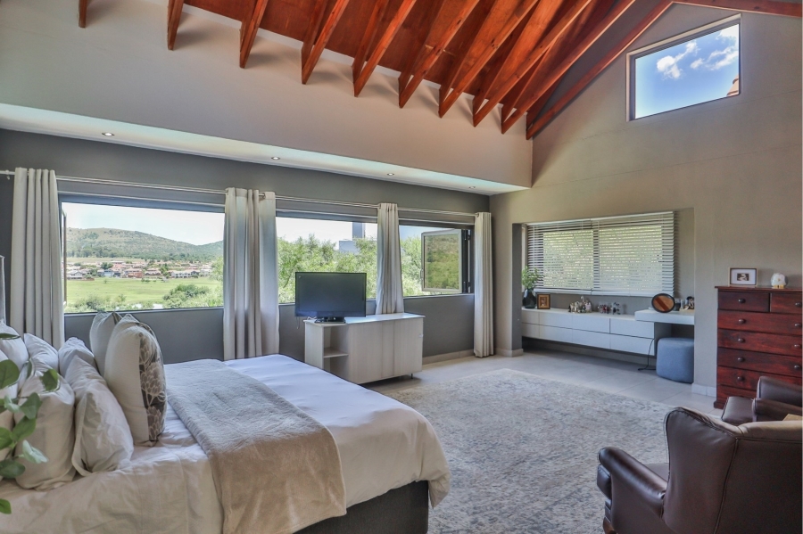 5 Bedroom Property for Sale in Xanadu Eco Park North West
